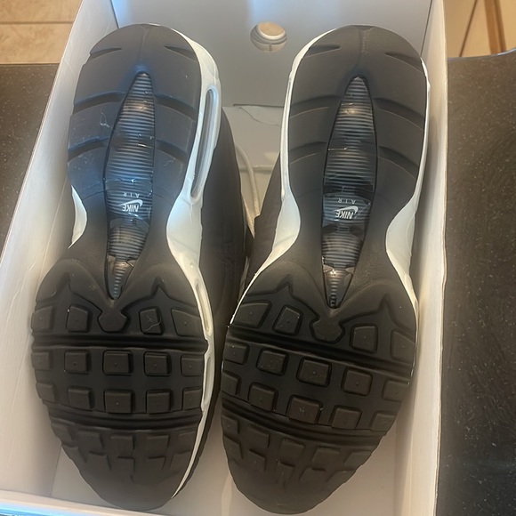 Air Max 95 (Nike by Richard) brand new - Picture 3 of 4